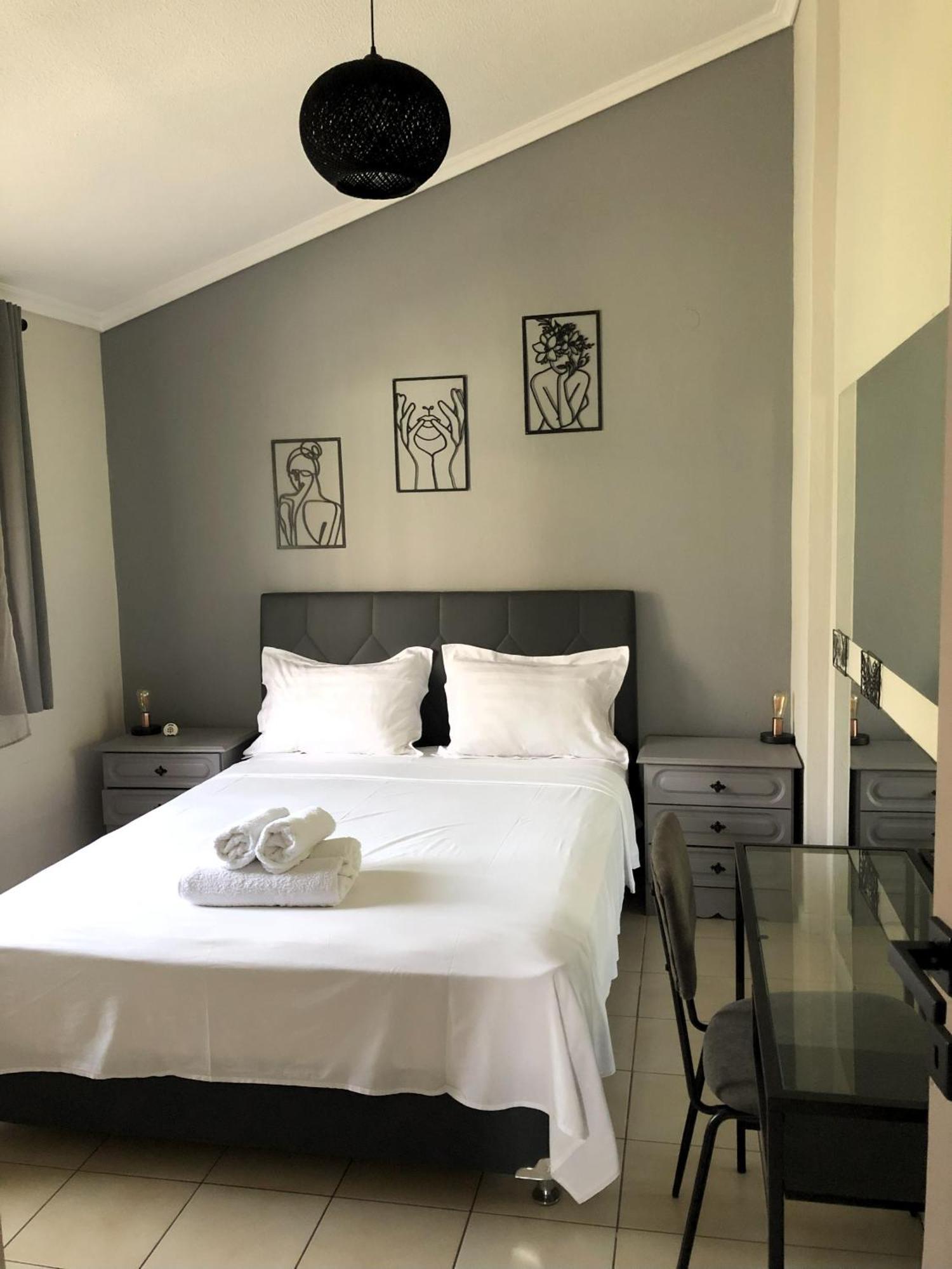 Palio Beach House Palaiontsiflikion Luaran gambar